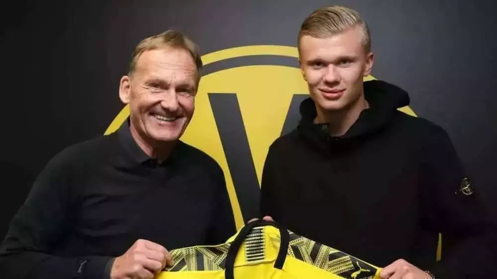 东体：申花主力赛季中后期身心疲劳，阵容一直是“明牌”状态（东体：申花主力后半程身心俱疲，阵容长期被对手看透）