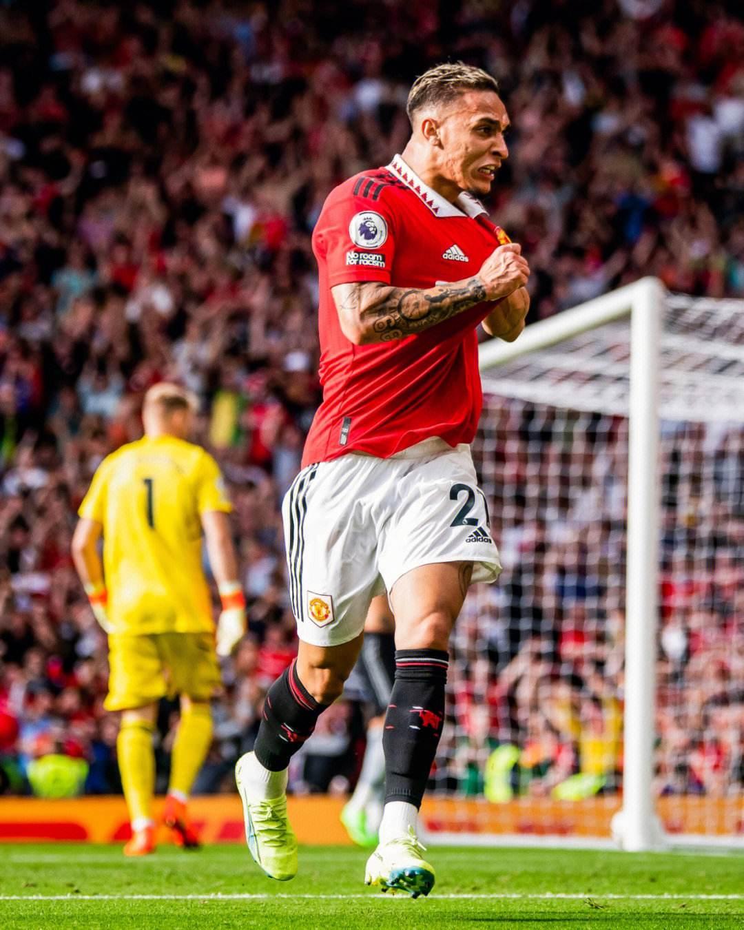 刘军帅晒海牛队与远征军合照：又在末轮完成目标，祝未来可期（刘军帅分享海牛队与远征军合影：末战再兑现目标，盼前路可期）