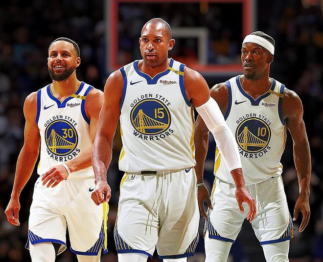 曼联无法复兴 阿莫林临场够差劲 主场1-1西汉姆联领先就乱换人（曼联复兴受阻：阿莫林临场调度遭质疑，主场1-1西汉姆，领先后换人失衡）