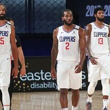 皇马欧冠客战利物浦大名单：阿诺德战旧主，贝林、姆巴佩在列（皇马欧冠客场战利物浦名单出炉：阿诺德对旧主，贝林厄姆与姆巴佩入选）