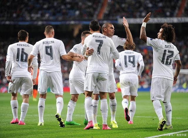 官方：31岁的前法国国脚右后卫杜布瓦退役（官宣：31岁前法国国脚右后卫杜布瓦宣布退役）