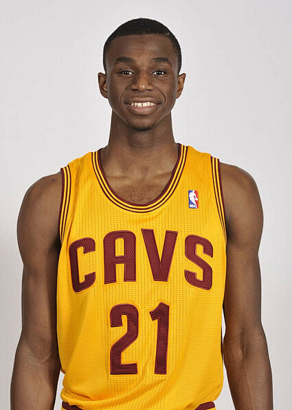 索莱尔：今夏被巴黎完全排除在外，不正常的备战影响了状态（索莱尔：今夏被巴黎完全排除，备战异常致状态受影响）