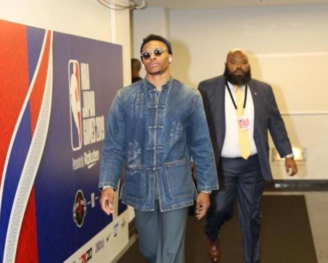 官方：葡萄牙门将帕特里西奥宣布退役，曾随队夺2016欧洲杯冠军（葡萄牙门将帕特里西奥正式退役，2016欧洲杯冠军成员）