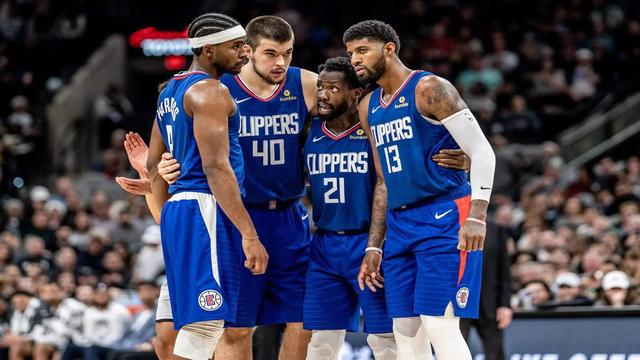 意甲裁判指派员罗基：霍伊伦应该因为肘击对手被罚下（意甲裁判主管罗基：霍伊伦因肘击本应被红牌罚下）