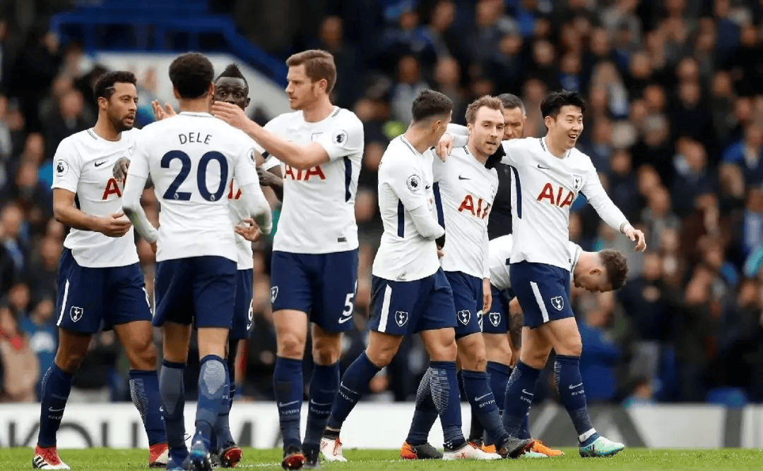 生涯最巅峰的一年？詹姆斯：2018年，当时我觉得自己无所不能（詹姆斯回顾巅峰：2018年，我曾感觉无所不能）