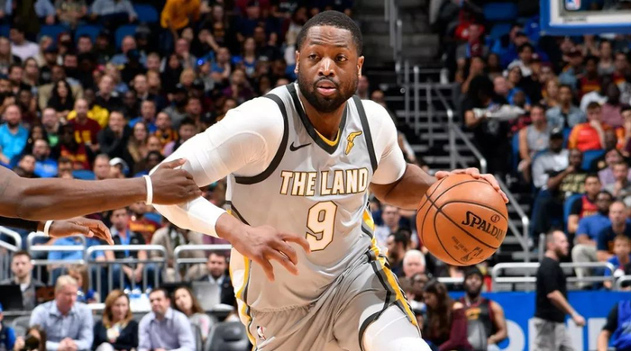 一战封神🔁陈威在#亚冠#第6比赛日多次为上海海港...（陈威神勇爆发：#亚冠#第6比赛日多次神扑护航上海海港）